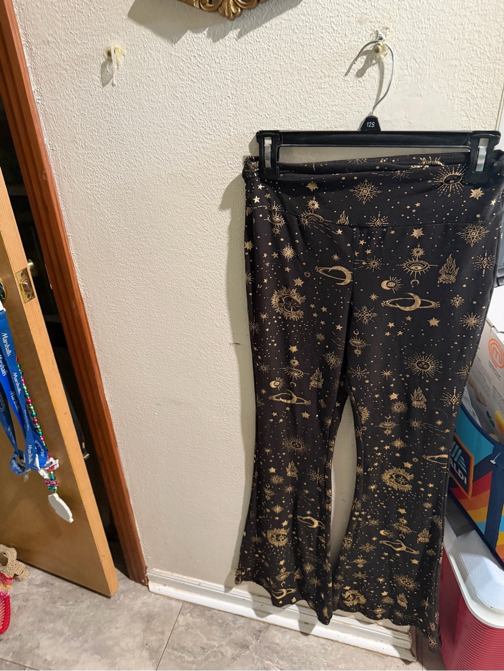 Black & Gold Celestial Flare Leggings
